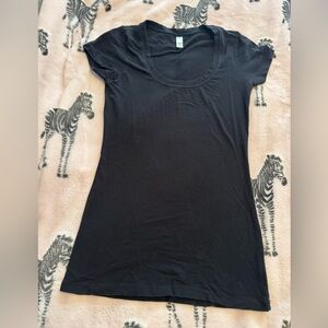 Tresics Black Short Sleeve Tee